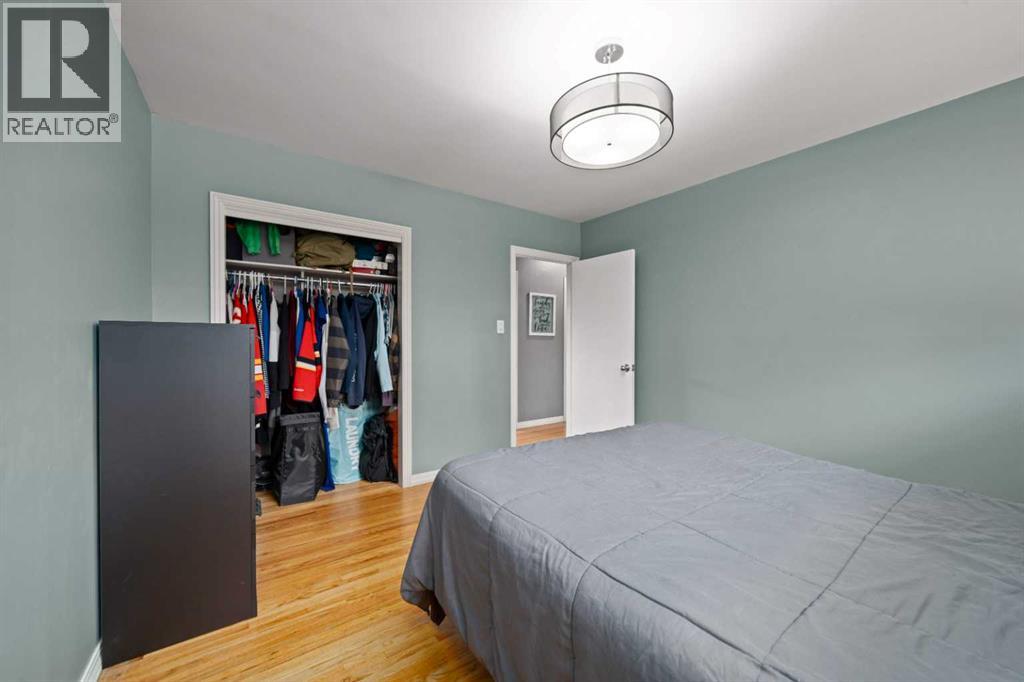 46 Westwood Drive SW, Calgary, Alberta  T3C 2V7 - Photo 14 - A2340895