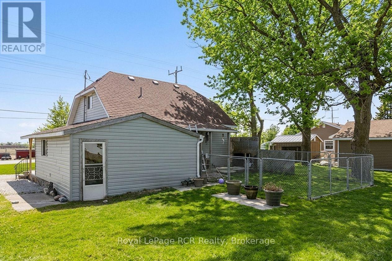 2882 6 Highway, Northern Bruce Peninsula, Ontario  N0H 1W0 - Photo 44 - X13074374