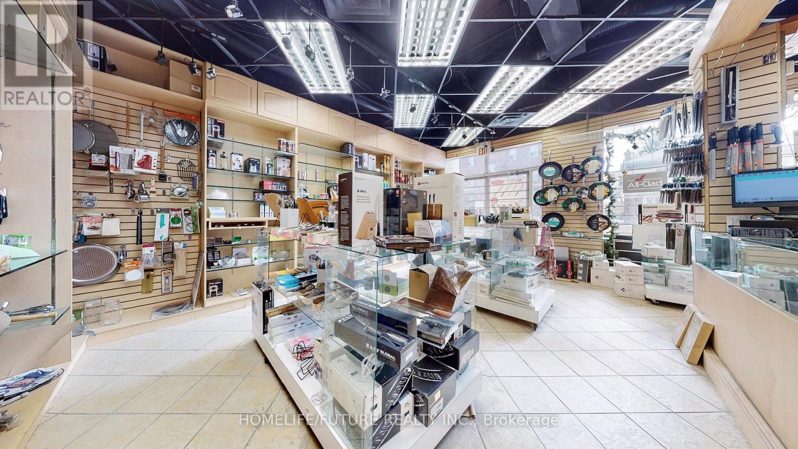 11-14 - 158 Eglinton Avenue W, Toronto, Ontario  M4R 1A7 - Photo 8 - C13727328
