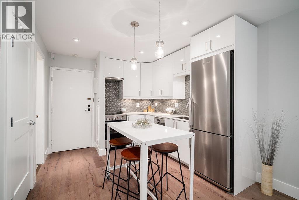 208 1425 Cypress Street, Vancouver, British Columbia  V6J 3L1 - Photo 2 - R3159886