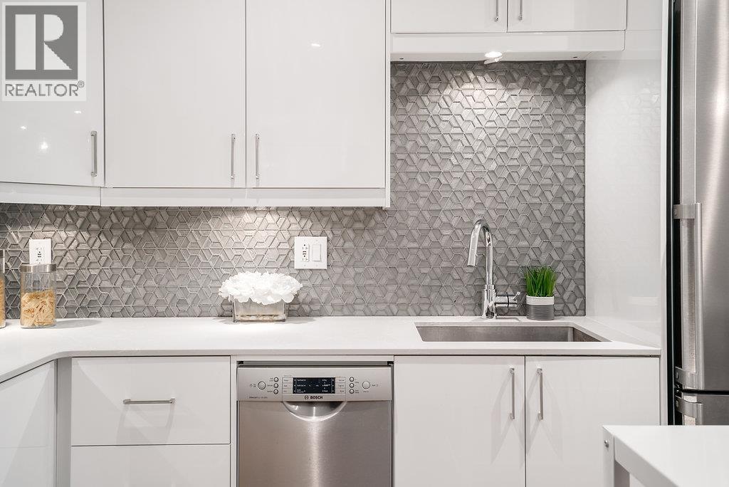 208 1425 Cypress Street, Vancouver, British Columbia  V6J 3L1 - Photo 4 - R3159886