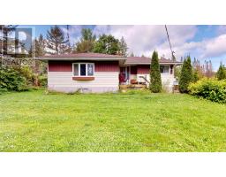 76 S. HORN LAKE ROAD, Burk's Falls, Ontario