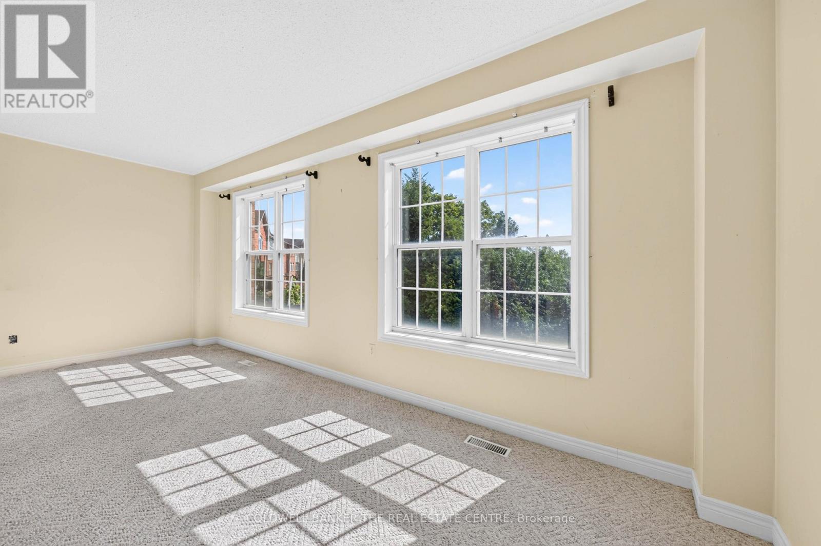 14 Milloy Place, Aurora, Ontario  L4G 7L2 - Photo 11 - N13727336