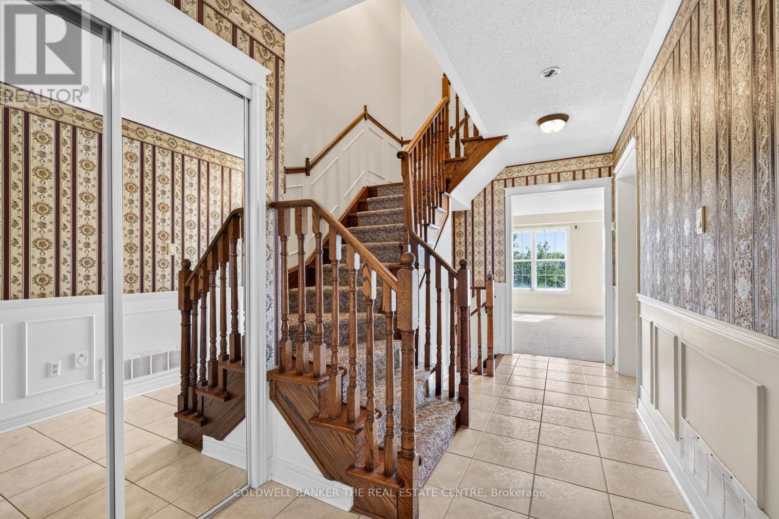 14 Milloy Place, Aurora, Ontario  L4G 7L2 - Photo 7 - N13727336