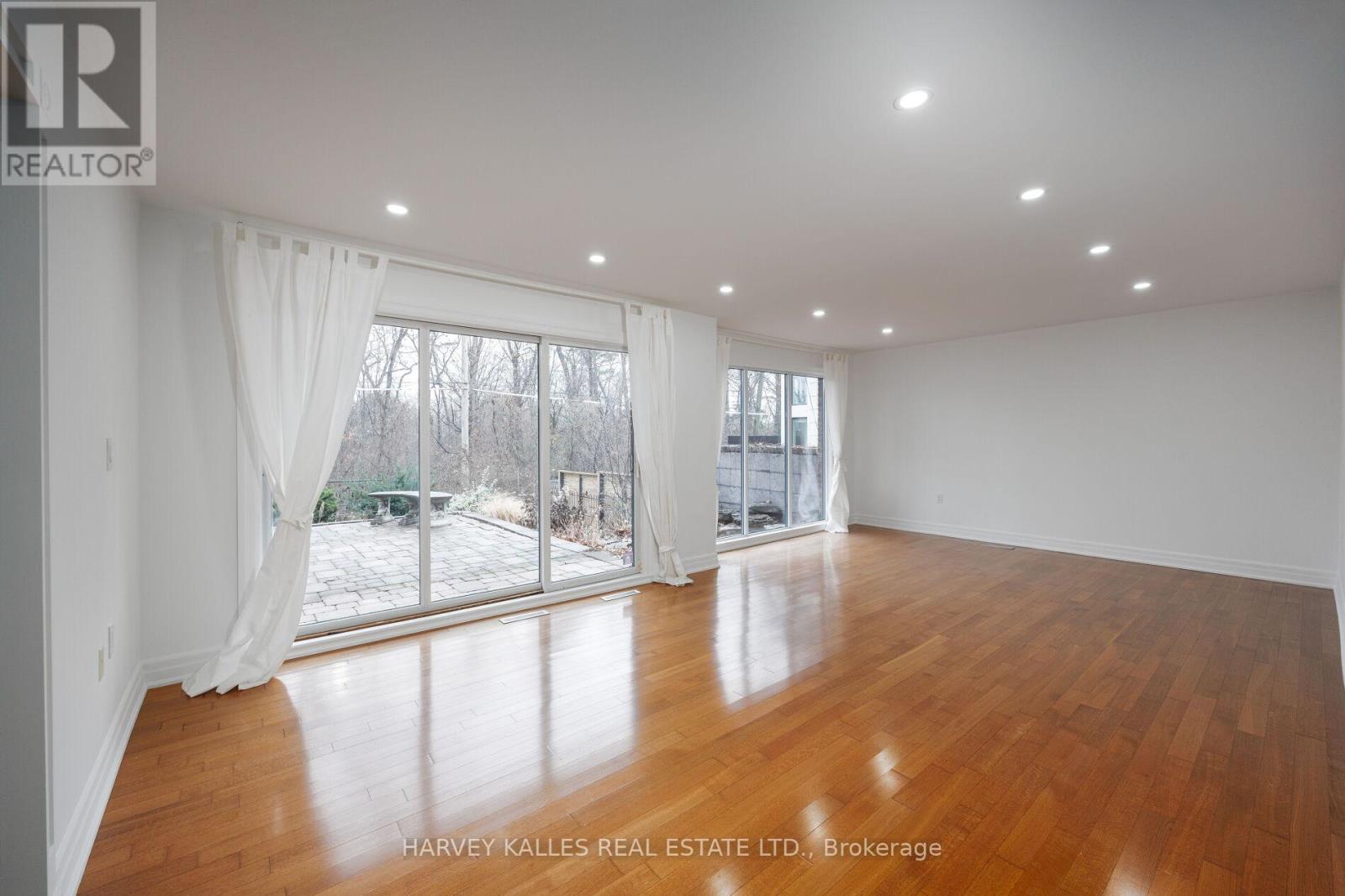 19 Blair Athol Crescent, Toronto, Ontario  M9A 1X6 - Photo 20 - W13468054