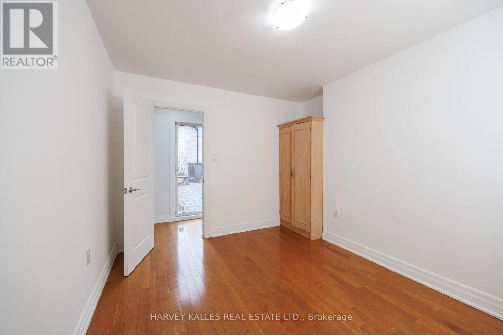 19 Blair Athol Crescent, Toronto, Ontario  M9A 1X6 - Photo 36 - W13468054