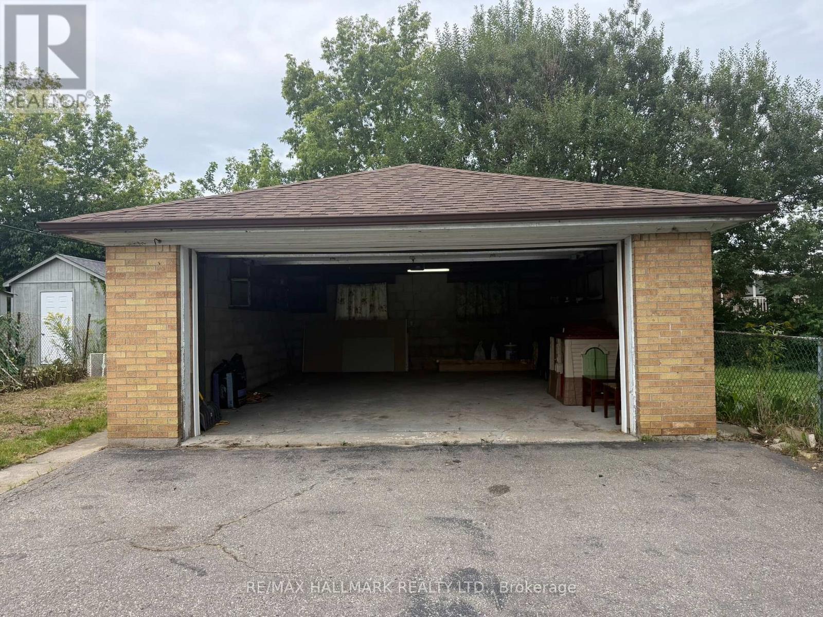 Main - 9 Macleod Street, Toronto, Ontario  M6L 2M7 - Photo 17 - W13727202