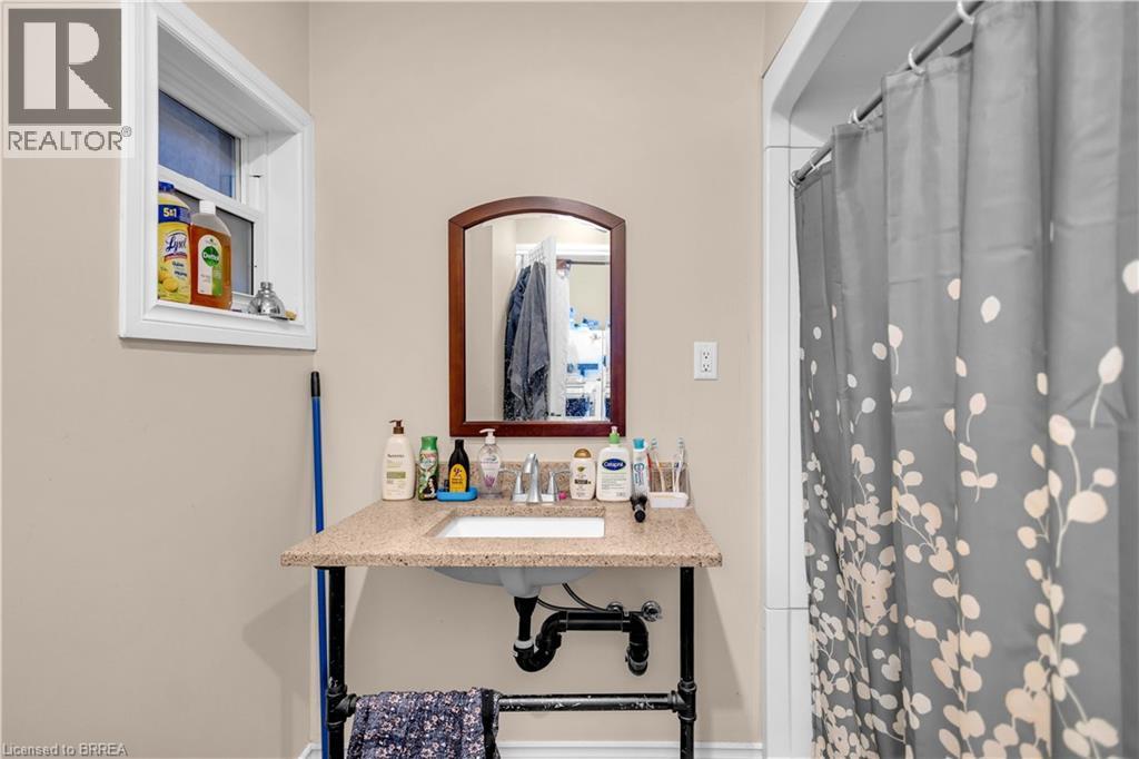 92 Alfred Street Unit# 2, Brantford, Ontario  N3S 5G2 - Photo 17 - 40852505
