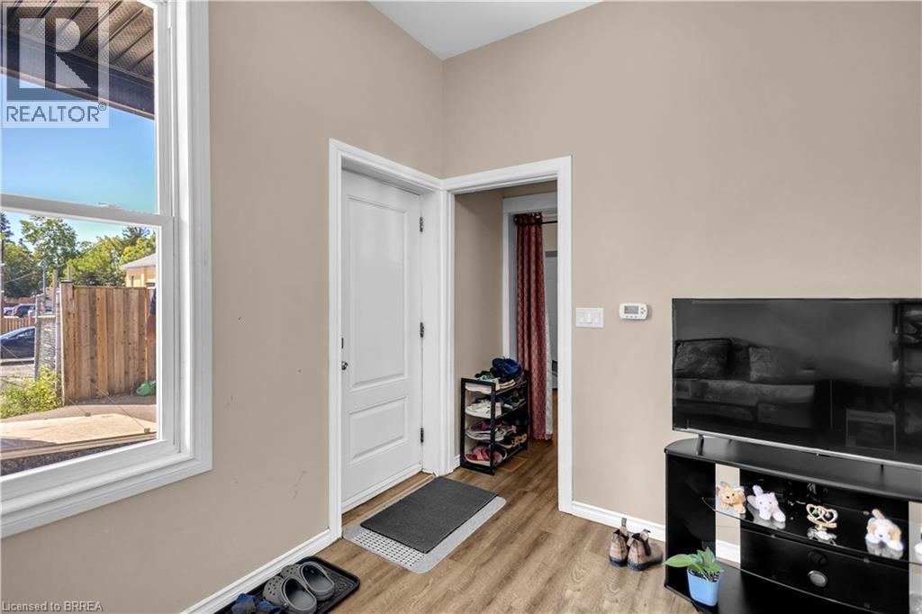 92 Alfred Street Unit# 2, Brantford, Ontario  N3S 5G2 - Photo 8 - 40852505