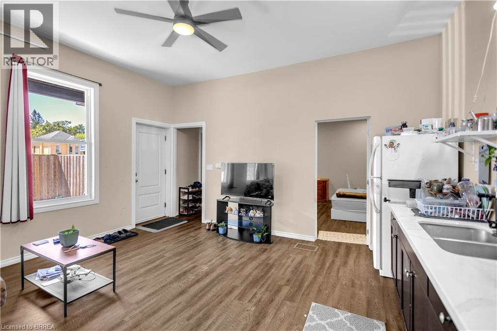 92 Alfred Street Unit# 2, Brantford, Ontario  N3S 5G2 - Photo 11 - 40852505