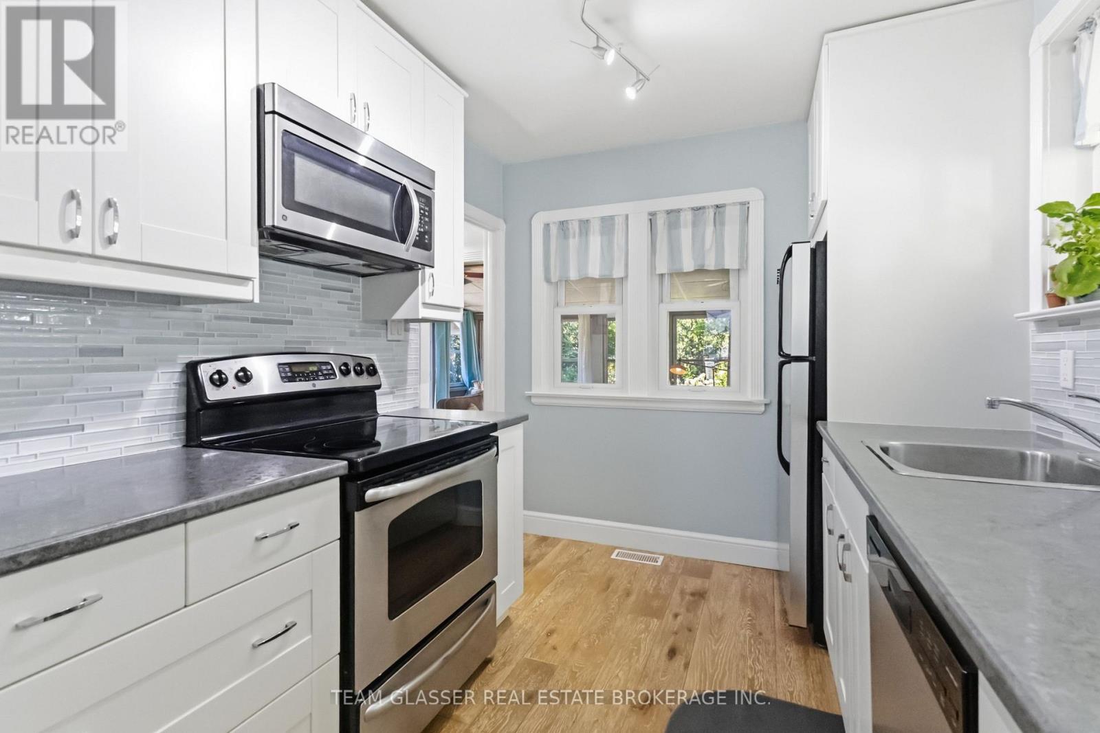 45 Trevithen Street, London South, Ontario  N6C 4S6 - Photo 10 - X13727414