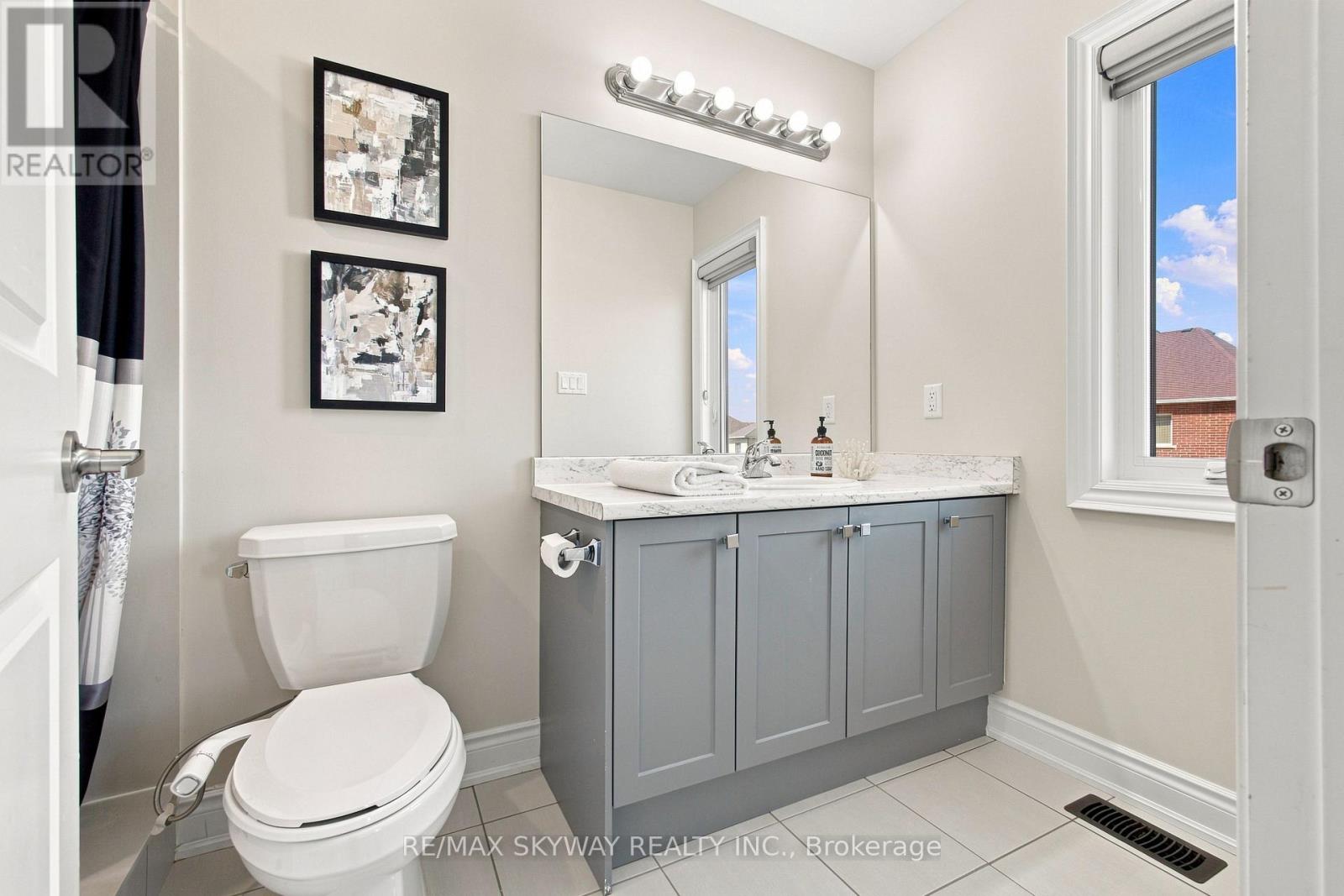 60 Lorne Thomas Place, New Tecumseth, Ontario  L9R 0T6 - Photo 29 - N13727458