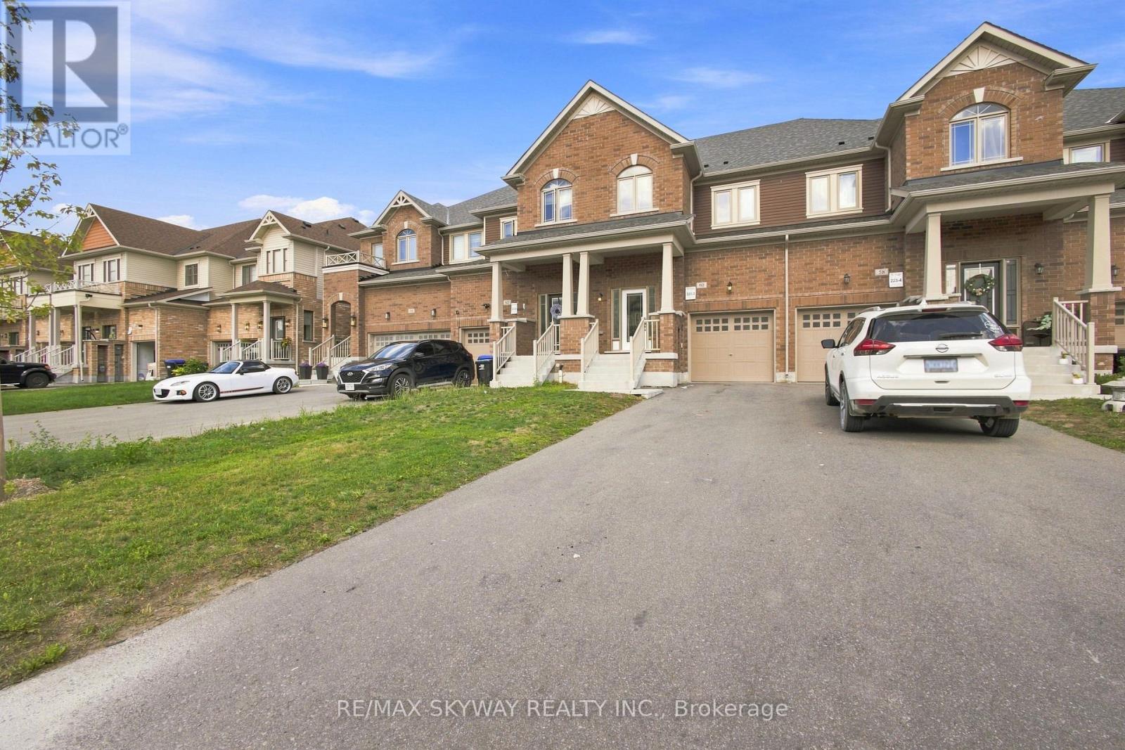 60 Lorne Thomas Place, New Tecumseth, Ontario  L9R 0T6 - Photo 6 - N13727458