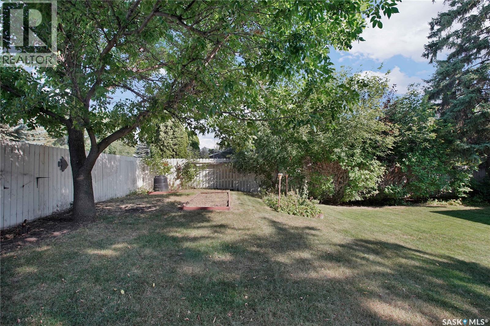 3166 Eastview, Saskatoon, Saskatchewan  S7J 3J4 - Photo 24 - SK047013