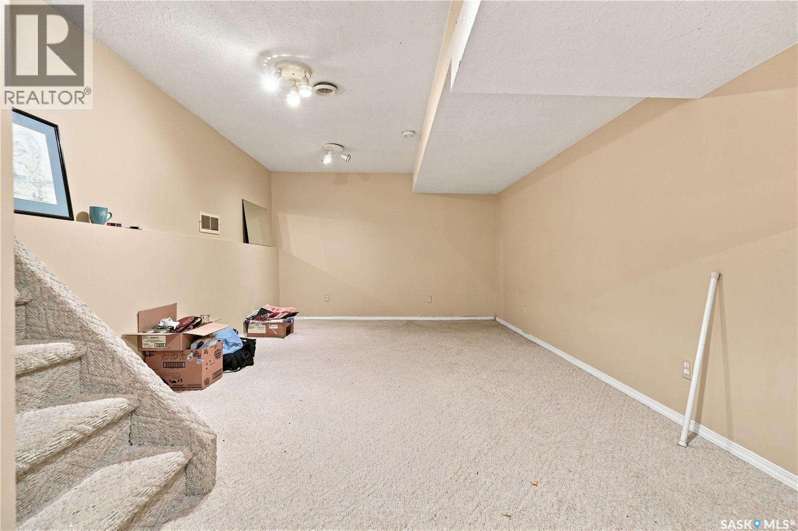 163 Heggie Court, Saskatoon, Saskatchewan  S7L 7B4 - Photo 34 - SK046958