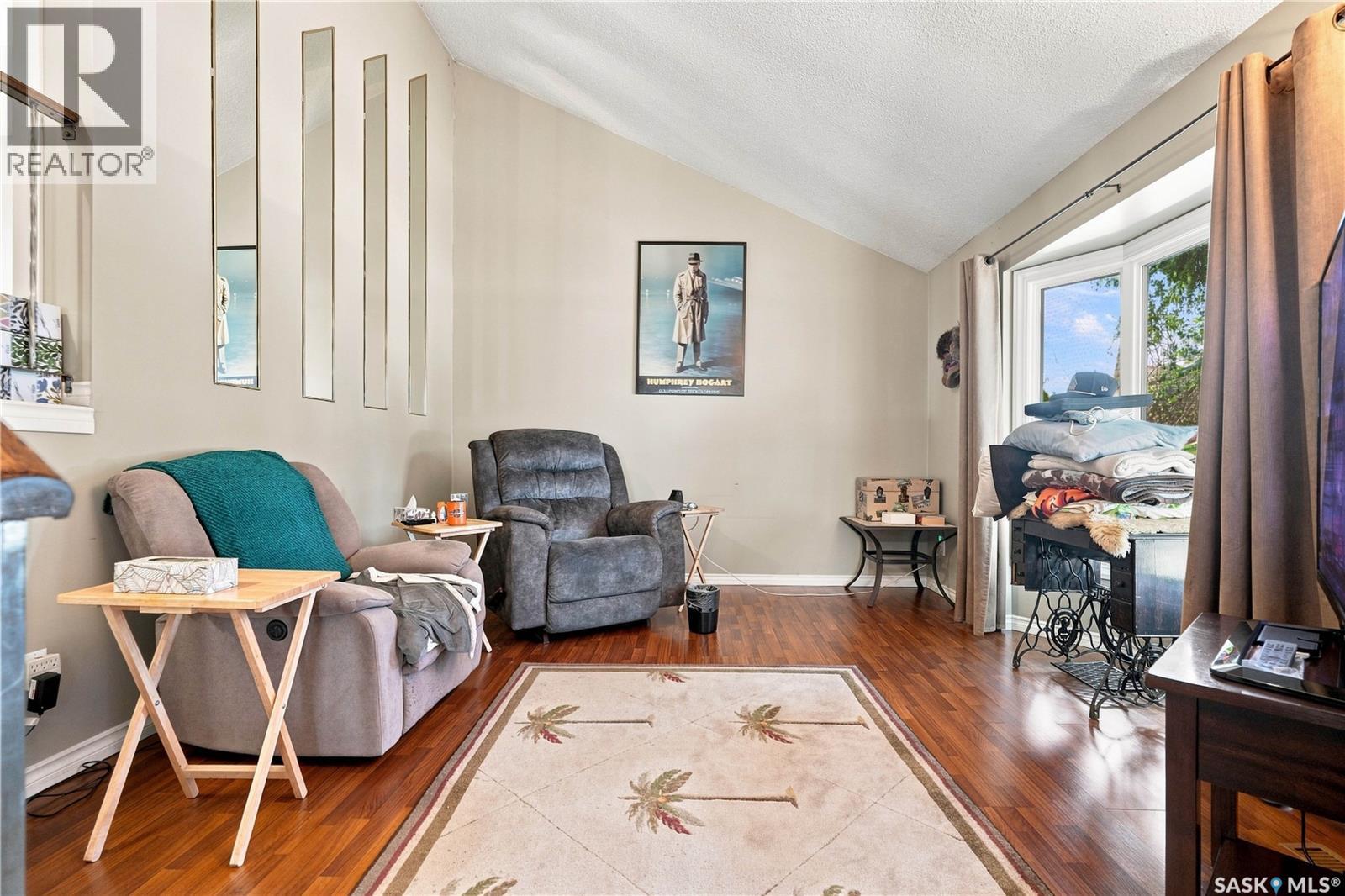 163 Heggie Court, Saskatoon, Saskatchewan  S7L 7B4 - Photo 4 - SK046958