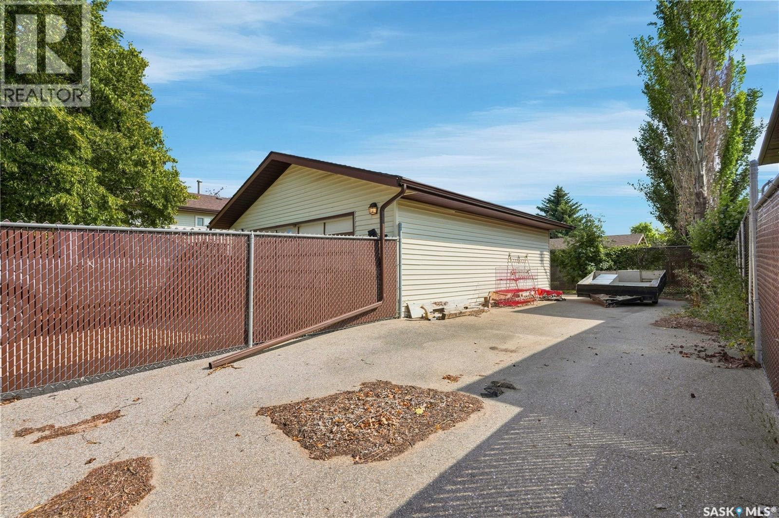 163 Heggie Court, Saskatoon, Saskatchewan  S7L 7B4 - Photo 48 - SK046958