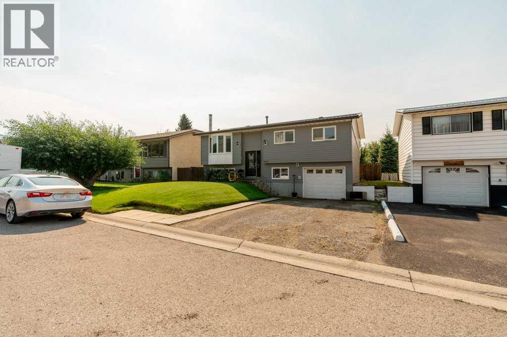 8630 22 Avenue N, Coleman, Alberta  T0K 0M0 - Photo 2 - A2340953