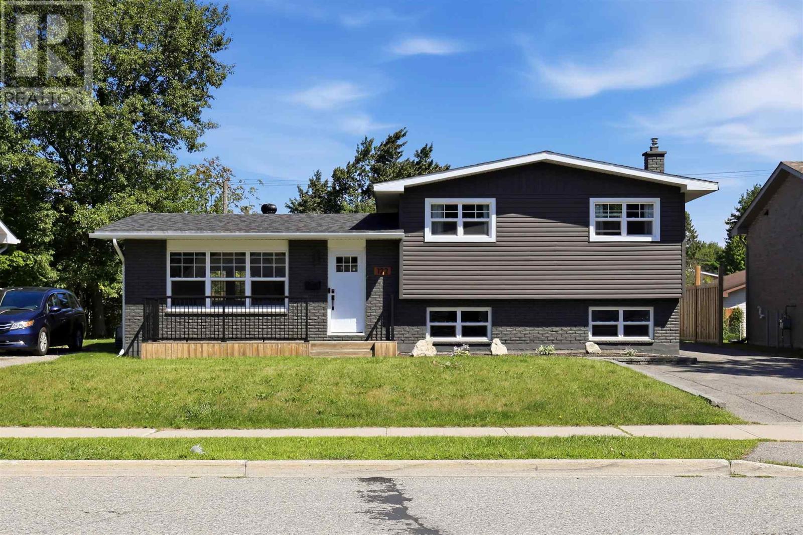 122 Boundary RD, Sault Ste. Marie, Ontario