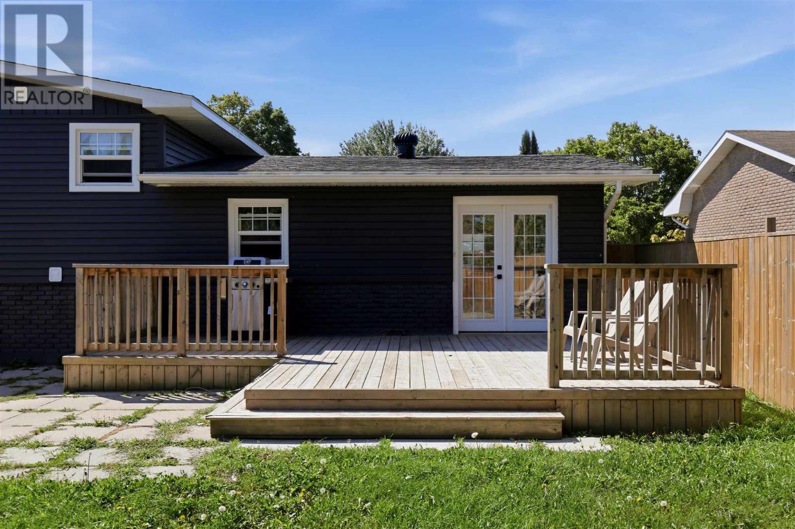 122 Boundary Rd, Sault Ste. Marie, Ontario  P6A 5B8 - Photo 30 - SM262374