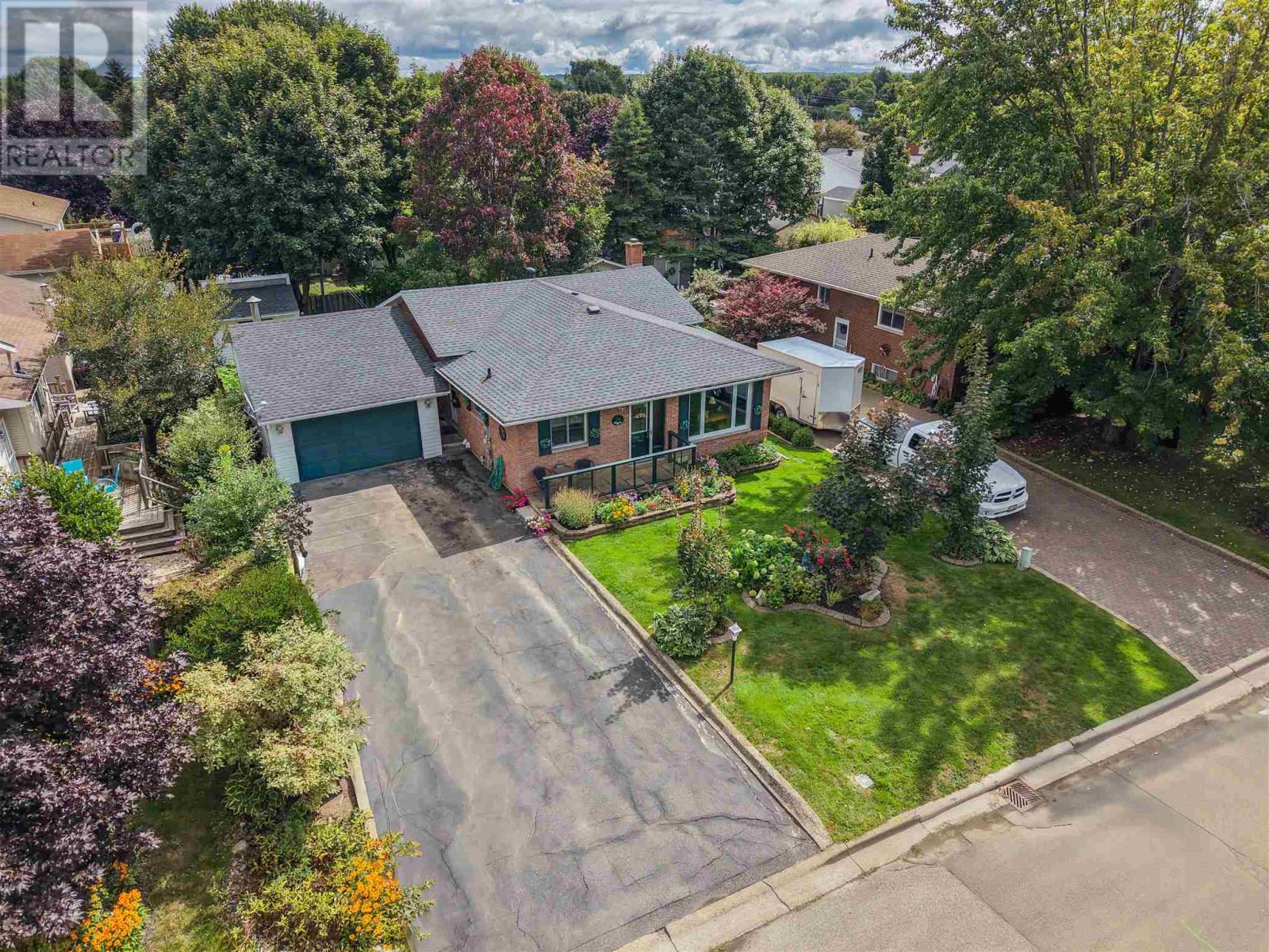 26 Heath Rd, Sault Ste. Marie, Ontario  P6A 6E2 - Photo 3 - SM262375