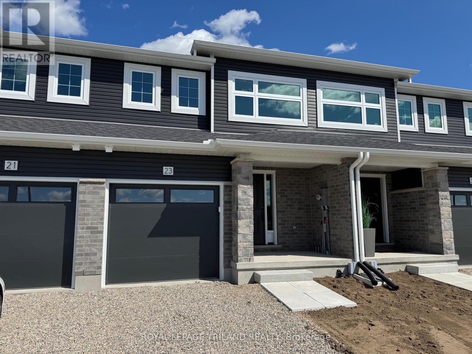 23 Kiln Lane, St. Thomas, Ontario  N5R 0S2 - Photo 2 - X13247054