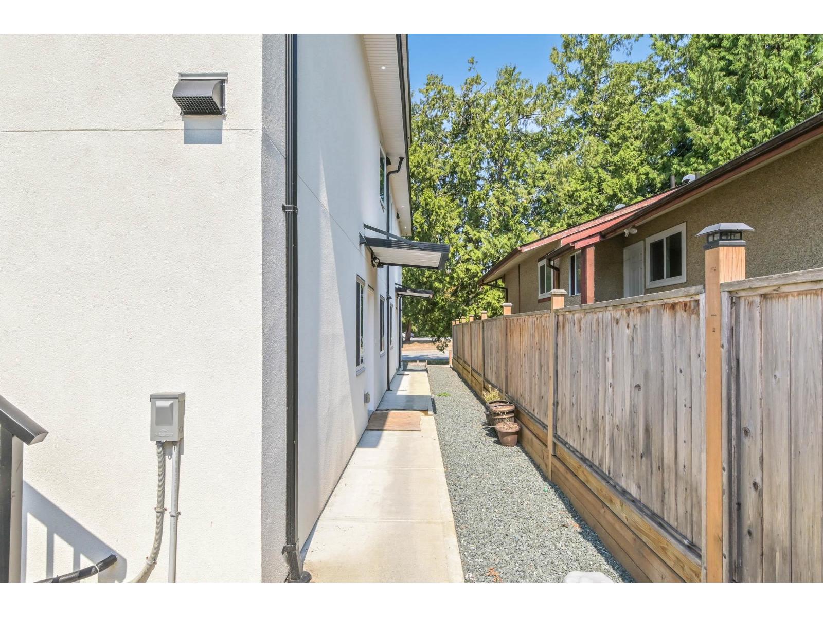 20754 48 Avenue, Langley, British Columbia  V3A 3L8 - Photo 36 - R3159879