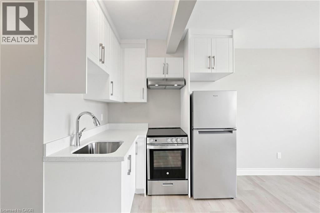 65 Sanford Avenue S, Hamilton, Ontario  L8M 2G7 - Photo 12 - 40859236