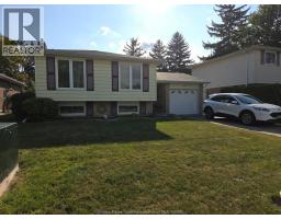 68 EDWARD STREET, Essex, Ontario