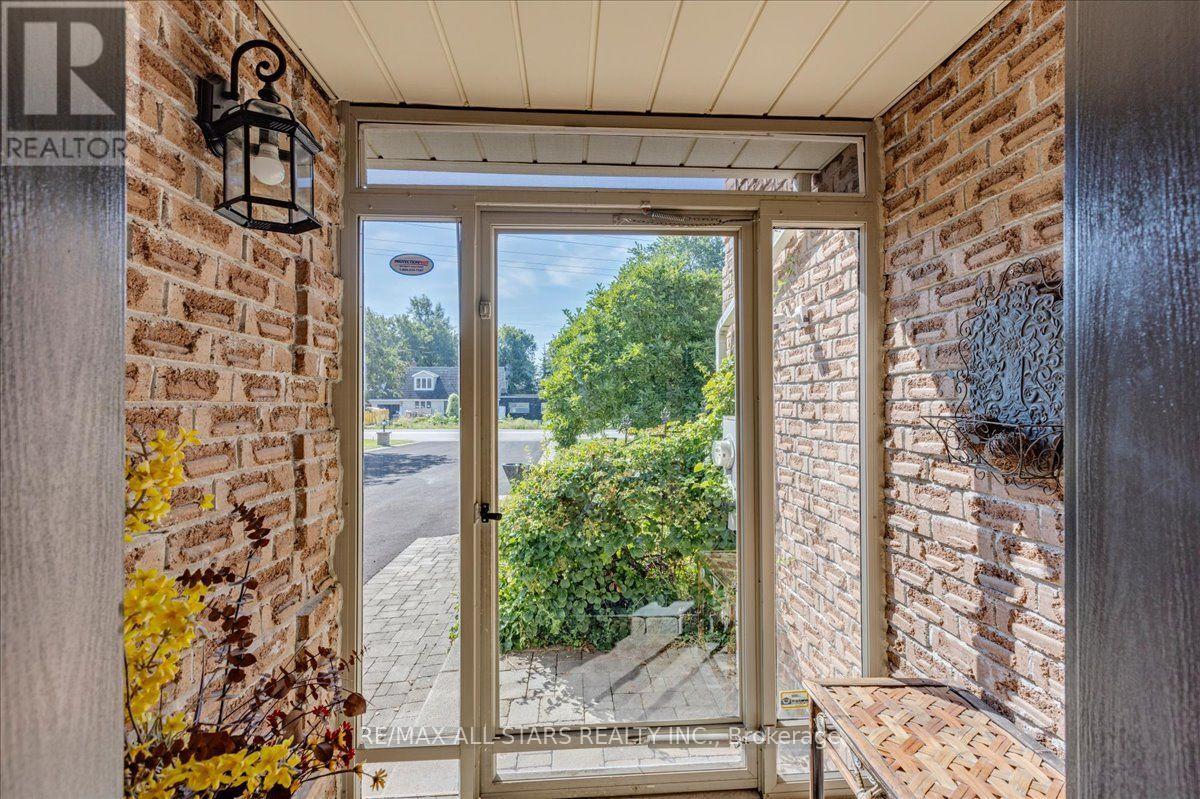 1824 Mount Albert Side Road, East Gwillimbury, Ontario  L0G 1V0 - Photo 21 - N13727092
