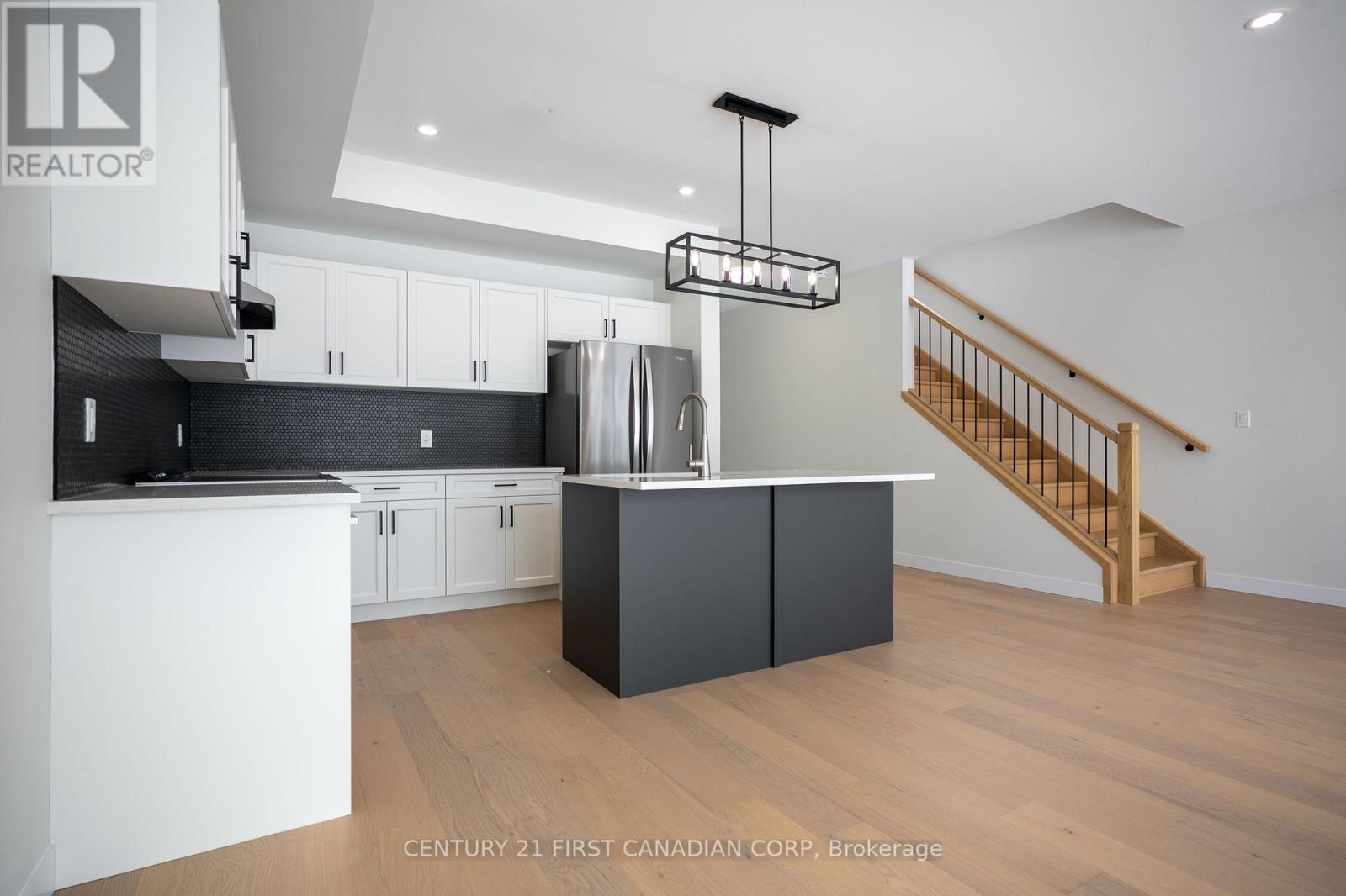 4251 Calhoun Way, London South, Ontario  N6P 1J9 - Photo 8 - X13438652