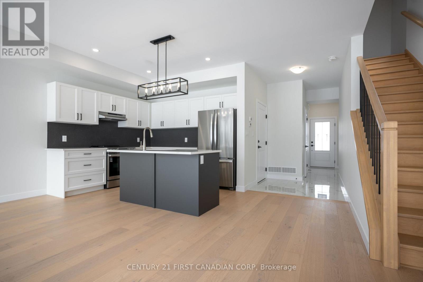 4251 Calhoun Way, London South, Ontario  N6P 1J9 - Photo 6 - X13438652