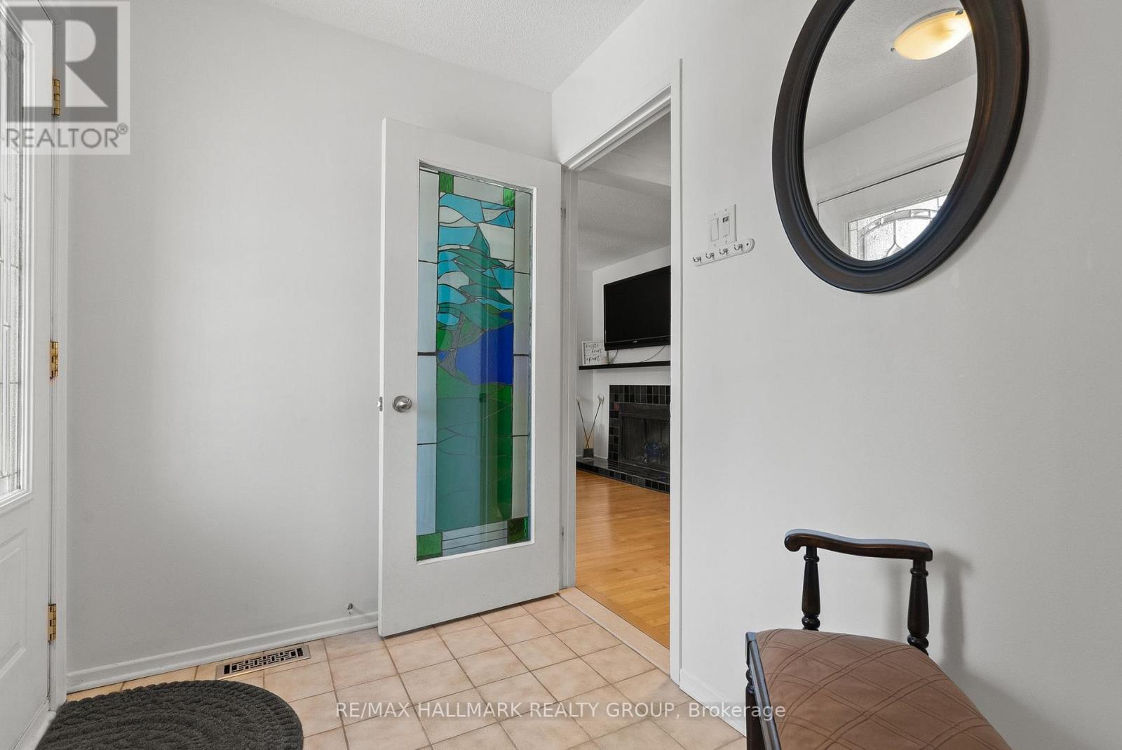 48 Sample Road, Ottawa, Ontario  K1V 9T8 - Photo 4 - X13578238