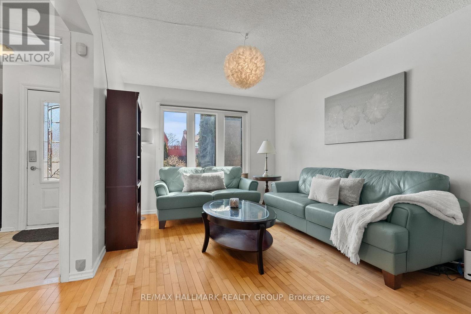 48 Sample Road, Ottawa, Ontario  K1V 9T8 - Photo 5 - X13578238