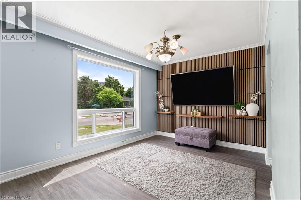 383 Bartley Bull Parkway, Brampton, Ontario  L6W 2M1 - Photo 6 - 40859133