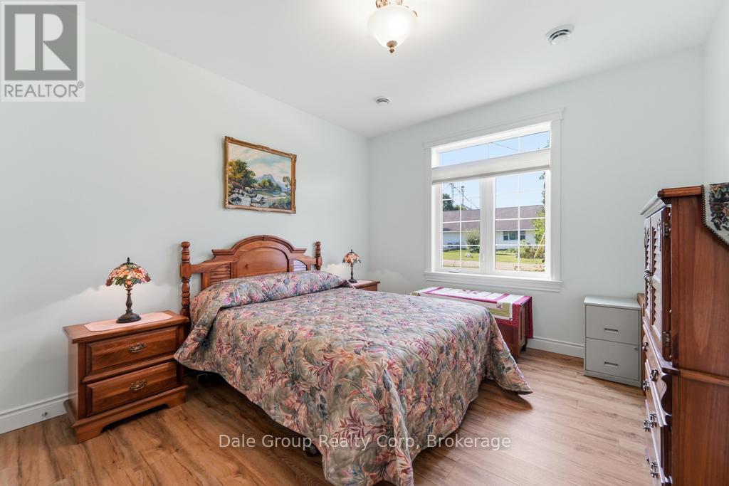 38824 Vienna Street, Bluewater, Ontario  N0M 2R0 - Photo 15 - X13727586