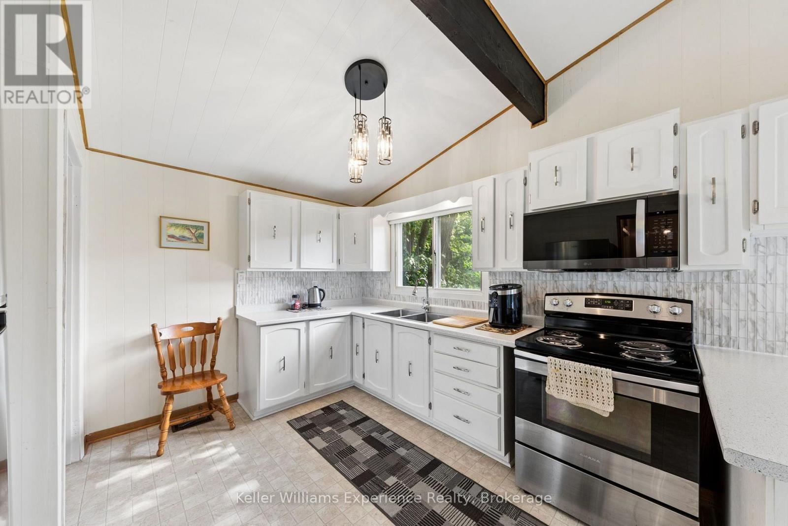 118 Heath Valley Trail, Georgian Bay, Ontario  L0K 1S0 - Photo 2 - X13727644