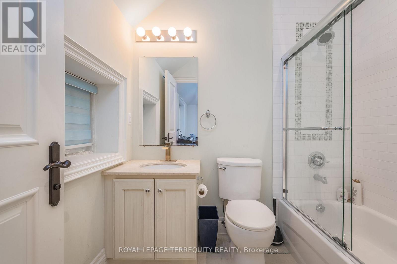 329 Walmer Road, Toronto, Ontario  M5R 2Y3 - Photo 34 - C13727666