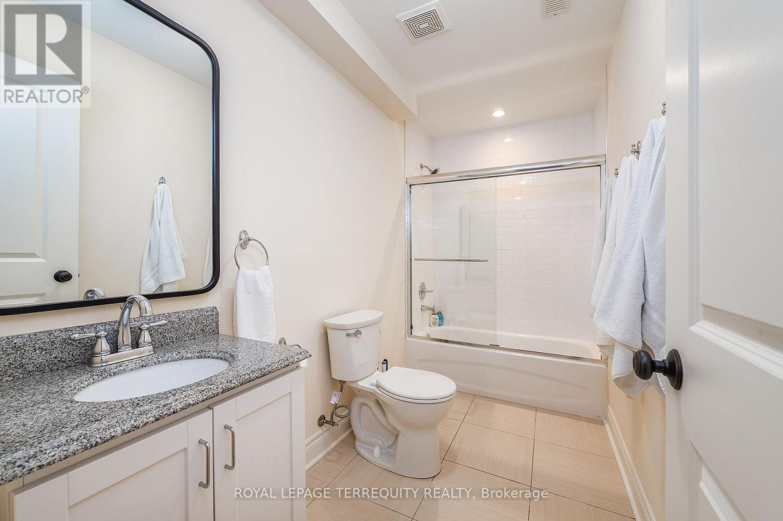 329 Walmer Road, Toronto, Ontario  M5R 2Y3 - Photo 41 - C13727666
