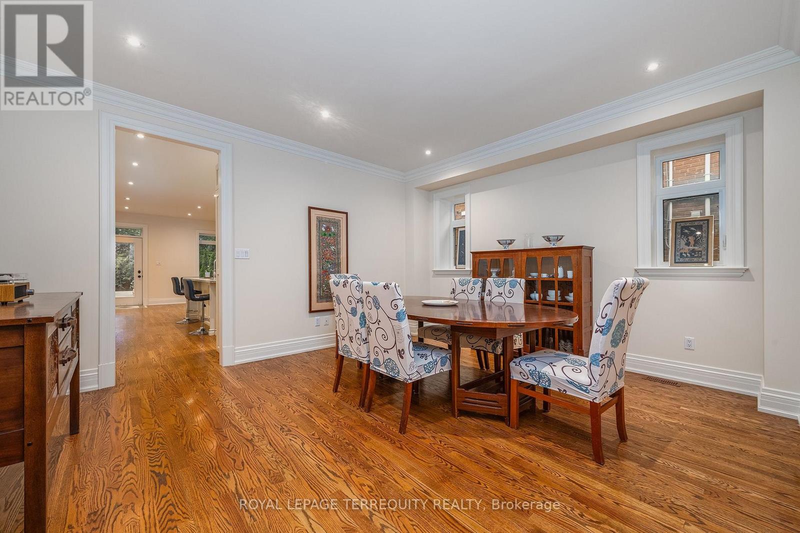 329 Walmer Road, Toronto, Ontario  M5R 2Y3 - Photo 7 - C13727666