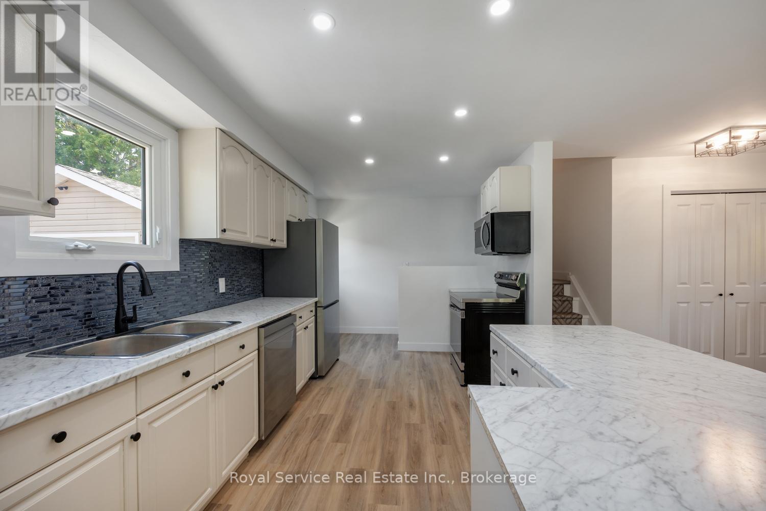 567 Daintry Crescent, Cobourg, Ontario  K9A 4X9 - Photo 7 - X13727504