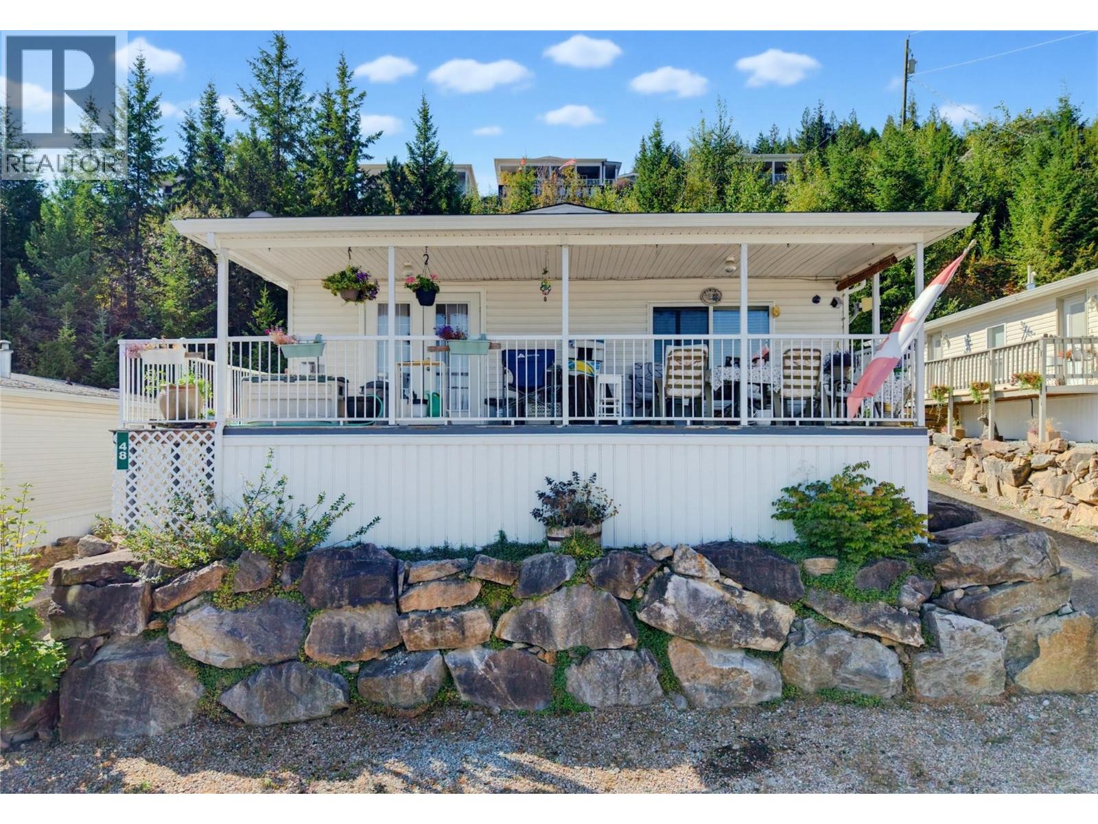 1885 Tappen Notch Hill Road Unit# 48, Tappen, British Columbia V0E 2X0 - Photo 2 - 10377539
