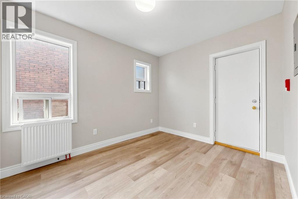 71 Sanford Avenue S, Hamilton, Ontario L8M 2G7 - Photo 13 - 40859249