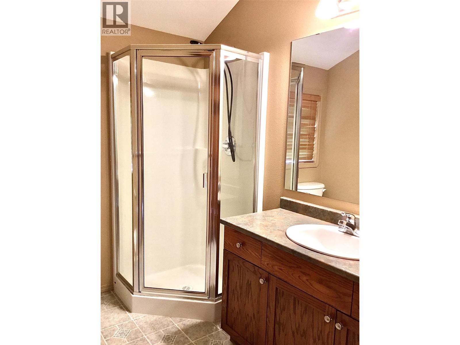 211 Forest Crowne Close, Kimberley, British Columbia  V1A 3N2 - Photo 12 - 10399107