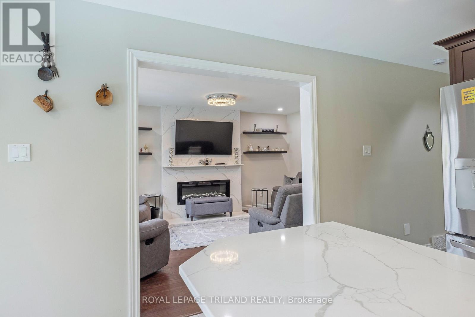 202 Pine Valley Drive, London South, Ontario  N6J 4N7 - Photo 10 - X13727534
