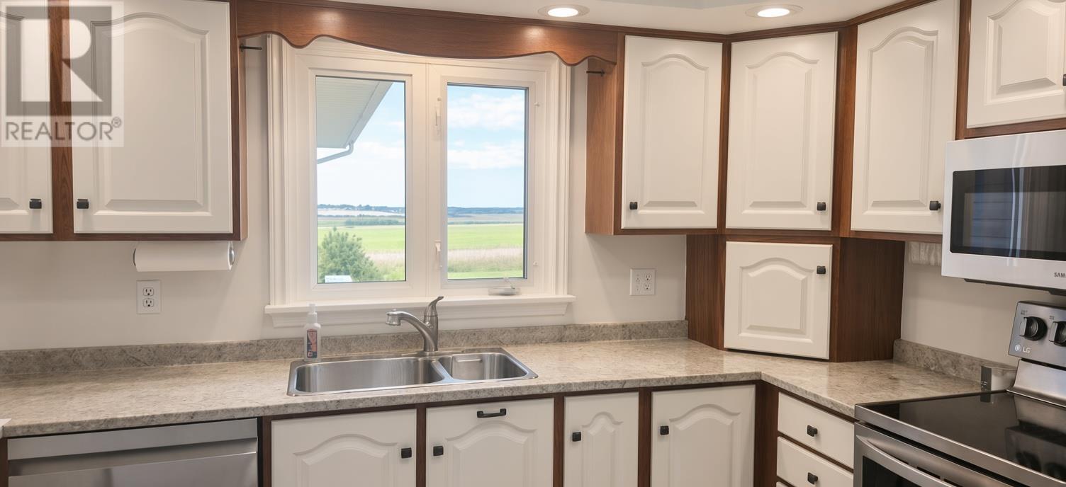 2193 Route 1a, Central Bedeque, Prince Edward Island  C1N 4J9 - Photo 8 - 202620874