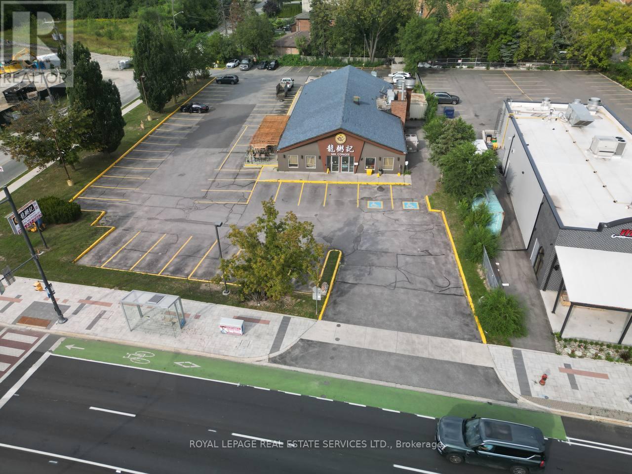 9712 Yonge Street E, Richmond Hill, Ontario  L4C 1V9 - Photo 5 - N13727674