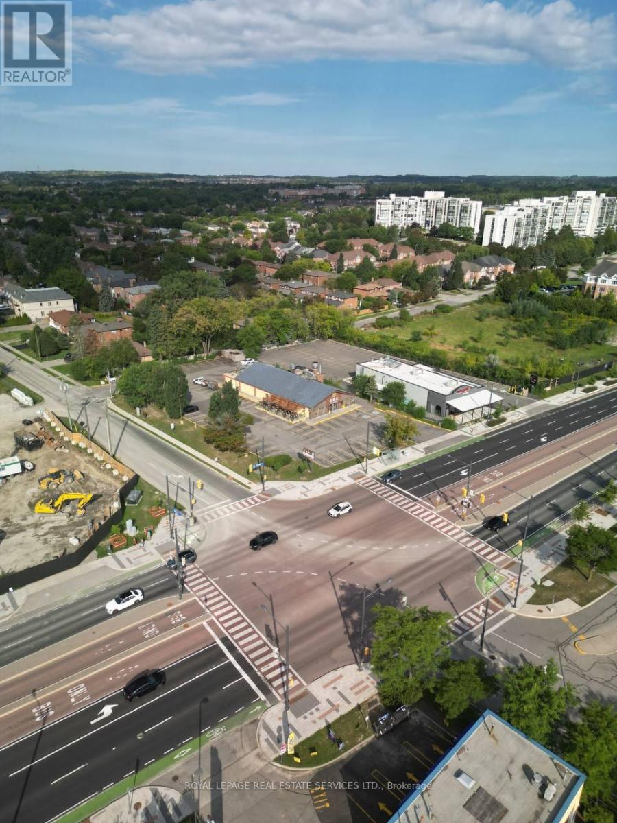 9712 Yonge Street E, Richmond Hill, Ontario  L4C 1V9 - Photo 6 - N13727674