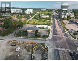 9712 YONGE STREET E, Richmond Hill, Ontario