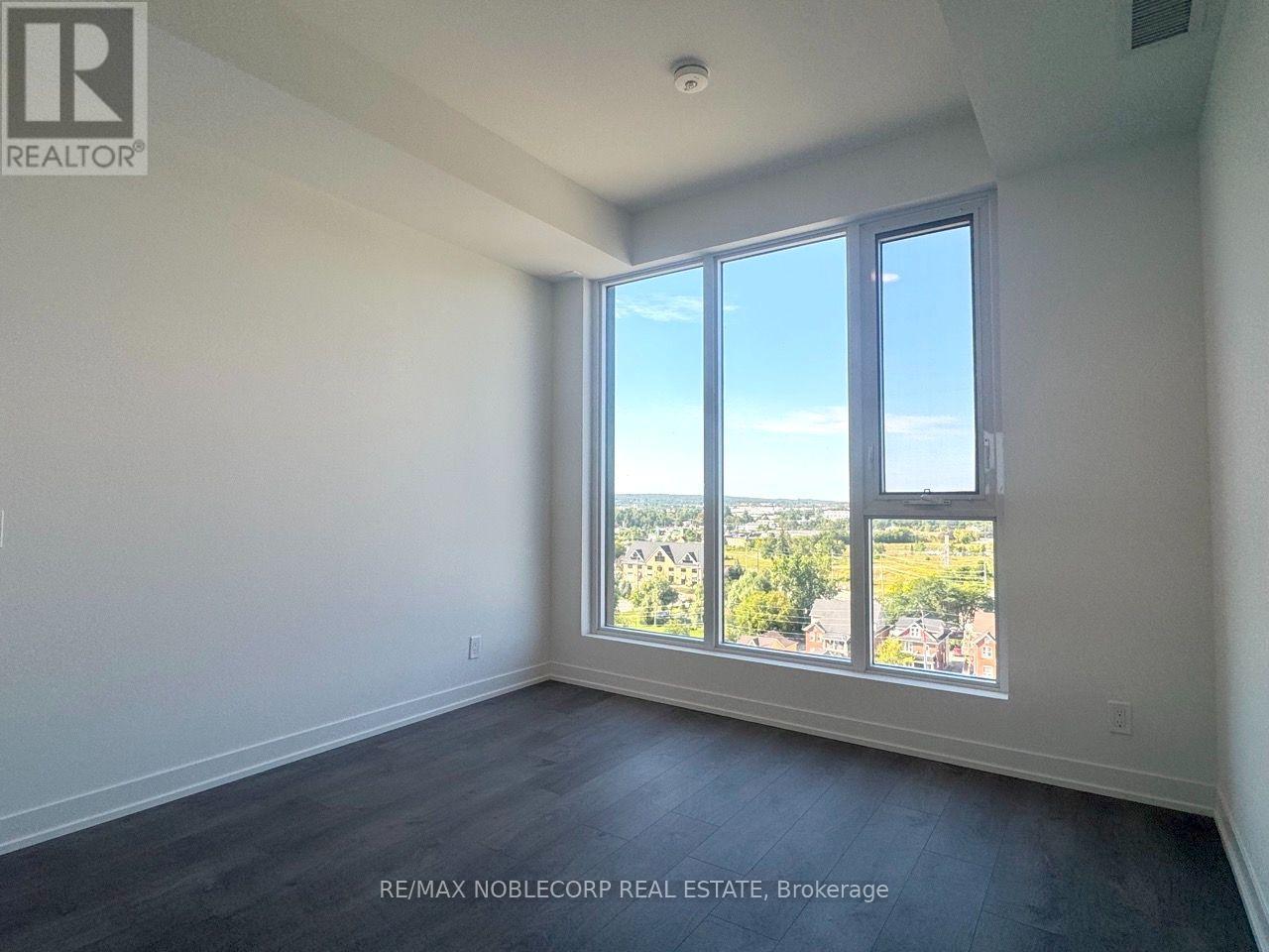 912 - 39 Mary Street, Barrie (City Centre), Ontario L4N 1S9 - Photo 10 - S13727690